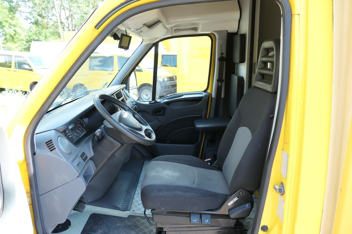شاحنة مغلقة الصندوق IVECO Daily 35 S11 C30C AUTOMATIK KAMERA Regale LUFT D: صورة 9