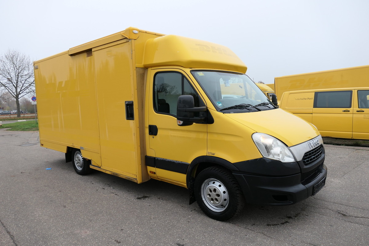IVECO Daily 35 S11 C30C AUTOMATIK KAMERA Regale LUFT D - شاحنة مغلقة الصندوق: صورة 2 IVECO Daily 35 S11 C30C AUTOMATIK KAMERA Regale LUFT D - شاحنة مغلقة الصندوق: صورة 2
