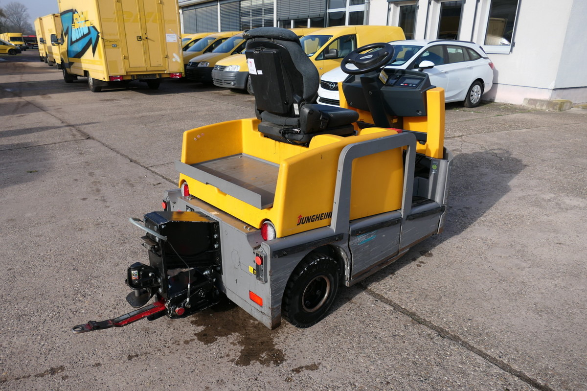 JUNGHEINRICH EZS 570 Schlepper Batterie 20/2017 - جرار السحب الكهربائي: صورة 3 JUNGHEINRICH EZS 570 Schlepper Batterie 20/2017 - جرار السحب الكهربائي: صورة 3