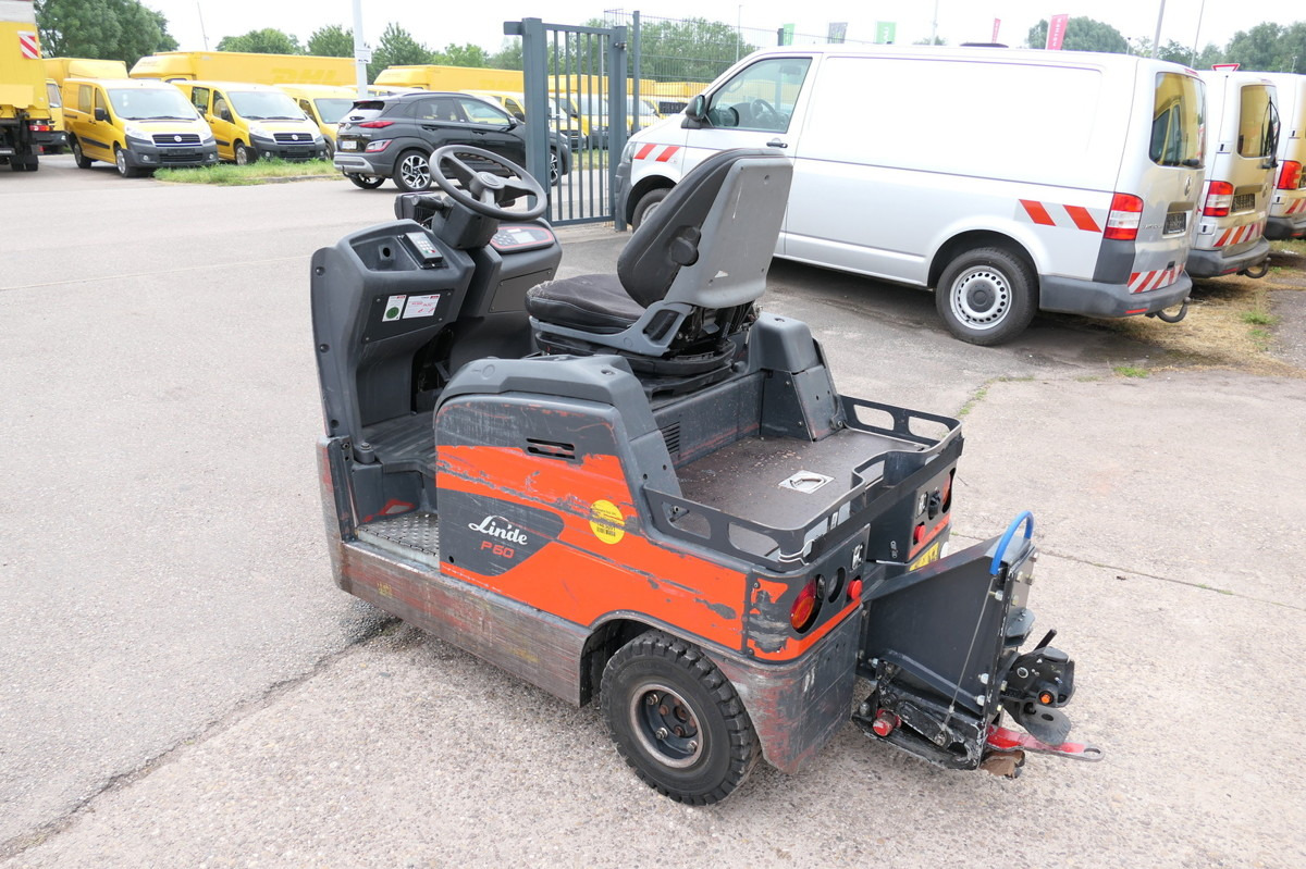 LINDE P 60 Z Schlepper Batterie 10/2020 3-Rad - جرار السحب الكهربائي: صورة 5 LINDE P 60 Z Schlepper Batterie 10/2020 3-Rad - جرار السحب الكهربائي: صورة 5