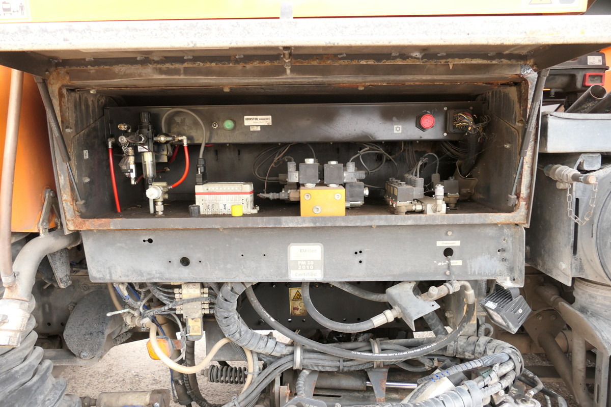 MAN TGL 12.250 4x2 BL Kehrmaschine MAN TGL 12.250 4x2 BL Kehrmaschine: صورة 7