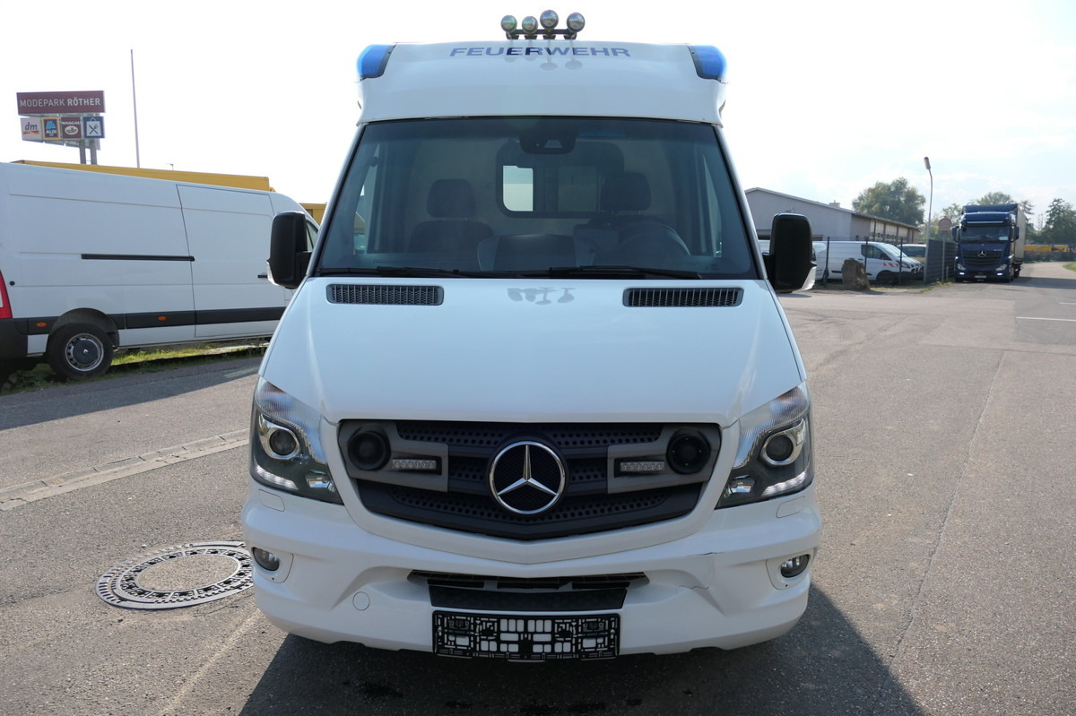 MERCEDES-BENZ 319 Sprinter 6-Zylinder Rettungswagen  Strobel - سيارة اسعاف: صورة 2 MERCEDES-BENZ 319 Sprinter 6-Zylinder Rettungswagen  Strobel - سيارة اسعاف: صورة 2