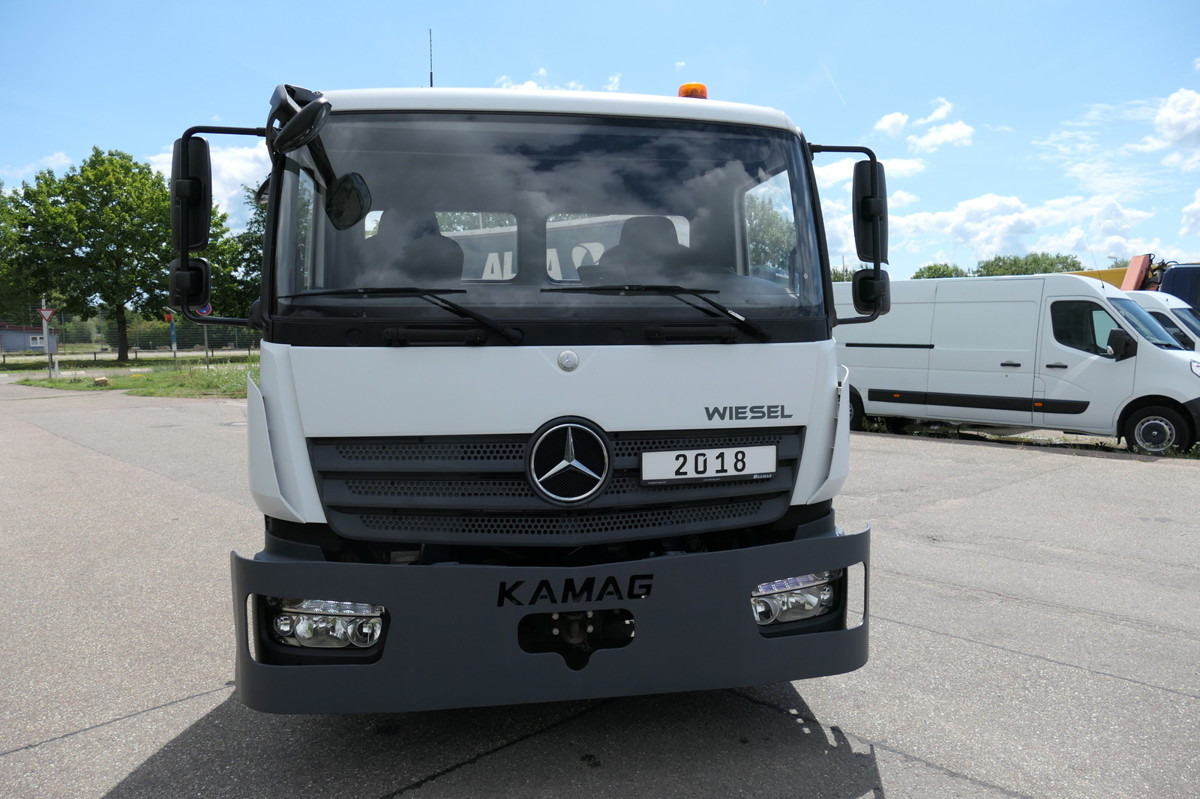MERCEDES-BENZ Kamag Wiesel WBH 25 Wiesel Umsetzfahrzeug - شاحنات الحاويات / جسم علوي قابل للتغيير شاحنة: صورة 2 MERCEDES-BENZ Kamag Wiesel WBH 25 Wiesel Umsetzfahrzeug - شاحنات الحاويات / جسم علوي قابل للتغيير شاحنة: صورة 2