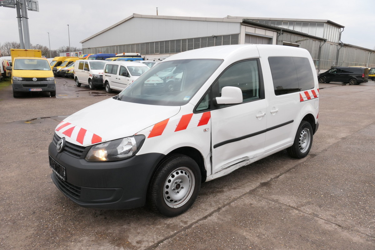 VW Caddy 1,6 TDI Typ 2K Automatik Klima Sortimo Wer - فان المدمجة: صورة 3 VW Caddy 1,6 TDI Typ 2K Automatik Klima Sortimo Wer - فان المدمجة: صورة 3