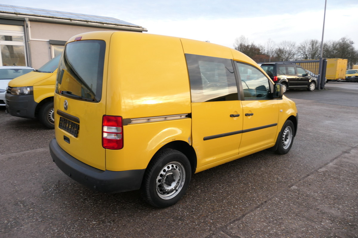 VW Caddy 2.0 TDI EURO-5 PARKTRONIK 6-GANG 2xSCHIEBE - فان المدمجة: صورة 4 VW Caddy 2.0 TDI EURO-5 PARKTRONIK 6-GANG 2xSCHIEBE - فان المدمجة: صورة 4