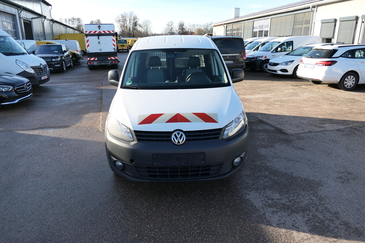 VW Caddy 4Motion 2.0 TDI KLIMA COC WERKSTATt 2-SITZ - فان المدمجة: صورة 4 VW Caddy 4Motion 2.0 TDI KLIMA COC WERKSTATt 2-SITZ - فان المدمجة: صورة 4