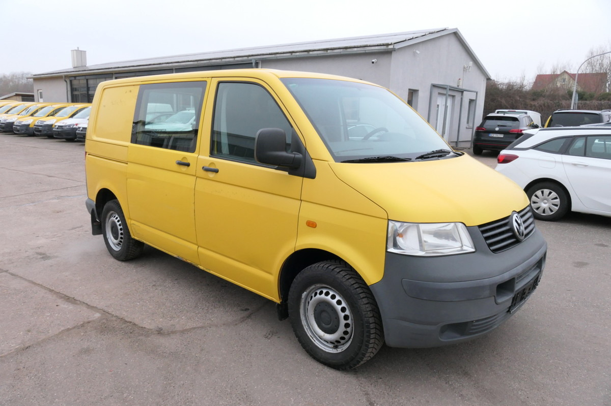 VW T5 Transporter 1.9 TDI PARKTRONIK 2xSCHIEBETÜR - فان المدمجة: صورة 3 VW T5 Transporter 1.9 TDI PARKTRONIK 2xSCHIEBETÜR - فان المدمجة: صورة 3
