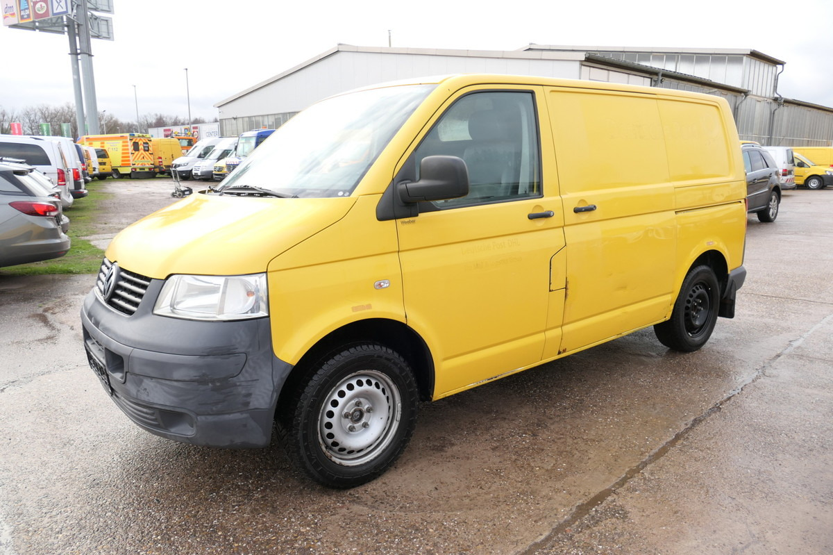 VW T5 Transporter 1.9 TDI PARKTRONIK 2xSCHIEBETÜR - فان المدمجة: صورة 3 VW T5 Transporter 1.9 TDI PARKTRONIK 2xSCHIEBETÜR - فان المدمجة: صورة 3