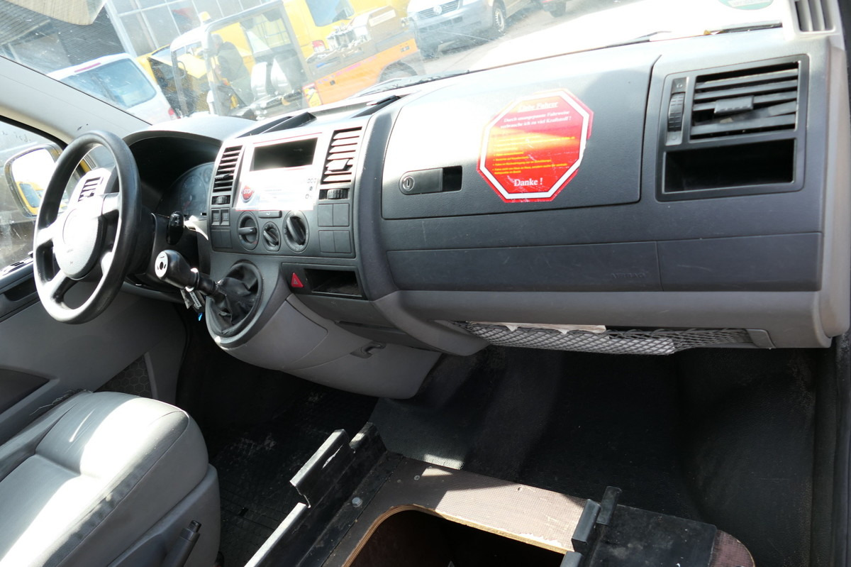 فان المدمجة VW T5 Transporter 1.9 TDI PARKTRONIK 2xSCHIEBETÜR: صورة 8