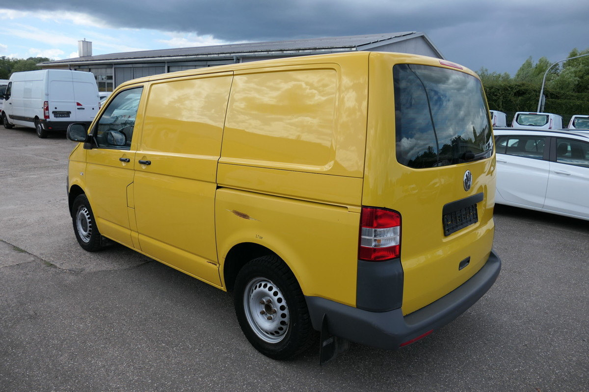 VW T5 Transporter 2.0 TDI 2-Sitzer PARKTRONIK EURO5 - فان المدمجة: صورة 4 VW T5 Transporter 2.0 TDI 2-Sitzer PARKTRONIK EURO5 - فان المدمجة: صورة 4