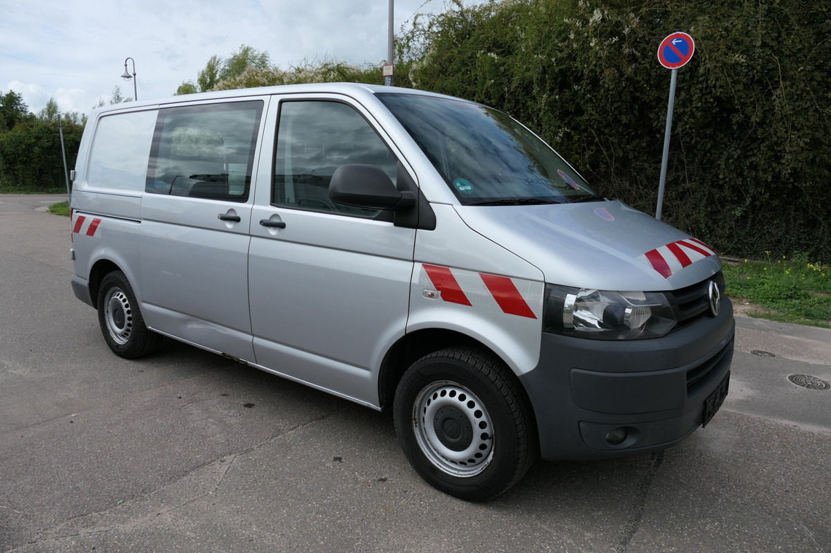 VW T5 Transporter 2.0 TDI 4Motion Flügeltür Klima A - فان المدمجة: صورة 3 VW T5 Transporter 2.0 TDI 4Motion Flügeltür Klima A - فان المدمجة: صورة 3
