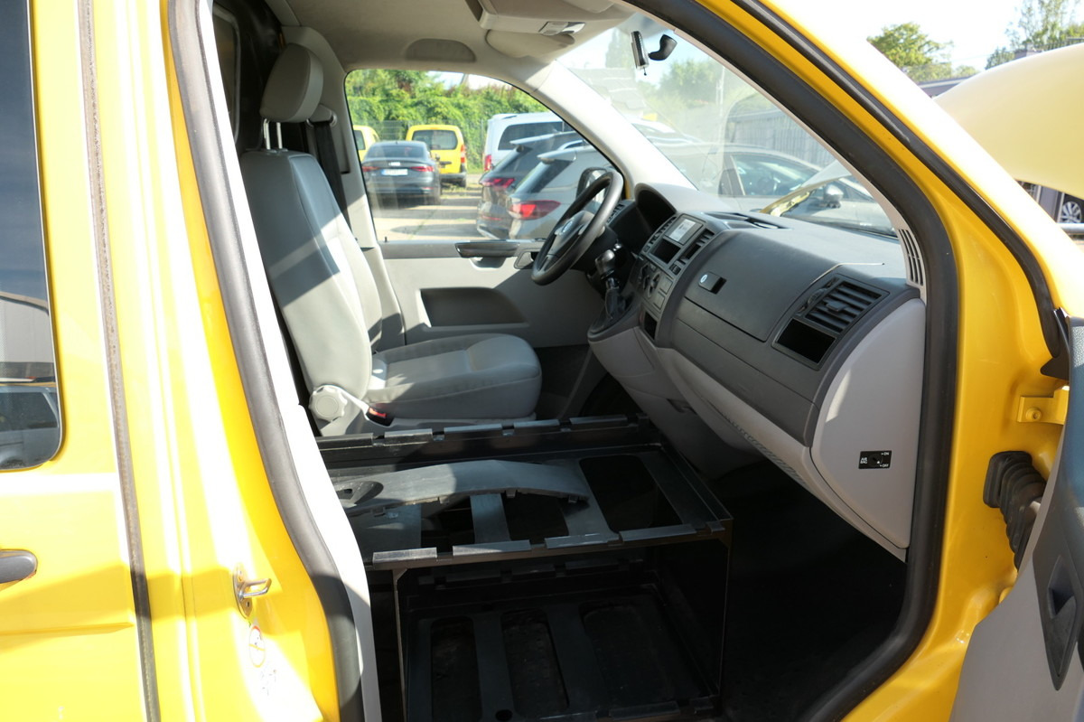فان المدمجة VW T5 Transporter 2.0 TDI COC: صورة 6 فان المدمجة VW T5 Transporter 2.0 TDI COC: صورة 6