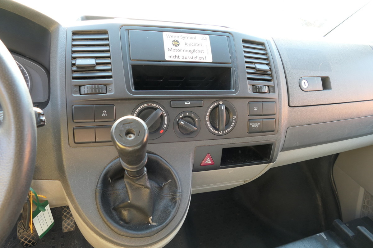 فان المدمجة VW T5 Transporter 2.0 TDI EURO-5 CoC 2xSCHIEBETÜR P: صورة 10 فان المدمجة VW T5 Transporter 2.0 TDI EURO-5 CoC 2xSCHIEBETÜR P: صورة 10