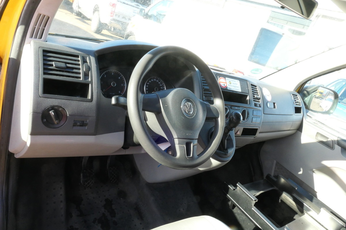 فان المدمجة VW T5 Transporter 2.0 TDI EURO-5 CoC PARKTRONIK: صورة 10