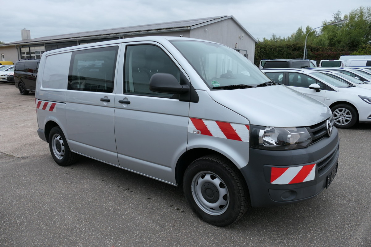 VW T5 Transporter 2.0 TDI KLIMA AHK Werkstatteinbau - فان المدمجة: صورة 2 VW T5 Transporter 2.0 TDI KLIMA AHK Werkstatteinbau - فان المدمجة: صورة 2