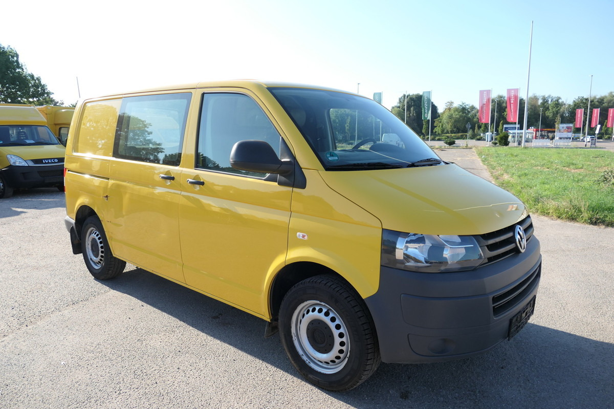 VW T5 Transporter 2.0 TDI PARKTRONIK 2xSCHIEBETÜR C - فان المدمجة: صورة 3 VW T5 Transporter 2.0 TDI PARKTRONIK 2xSCHIEBETÜR C - فان المدمجة: صورة 3