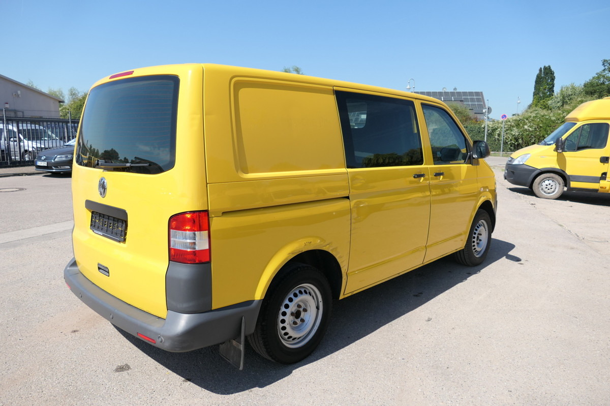 VW T5 Transporter 2.0 TDI PARKTRONIK EURO-5 2xSCHIE - فان المدمجة: صورة 4 VW T5 Transporter 2.0 TDI PARKTRONIK EURO-5 2xSCHIE - فان المدمجة: صورة 4