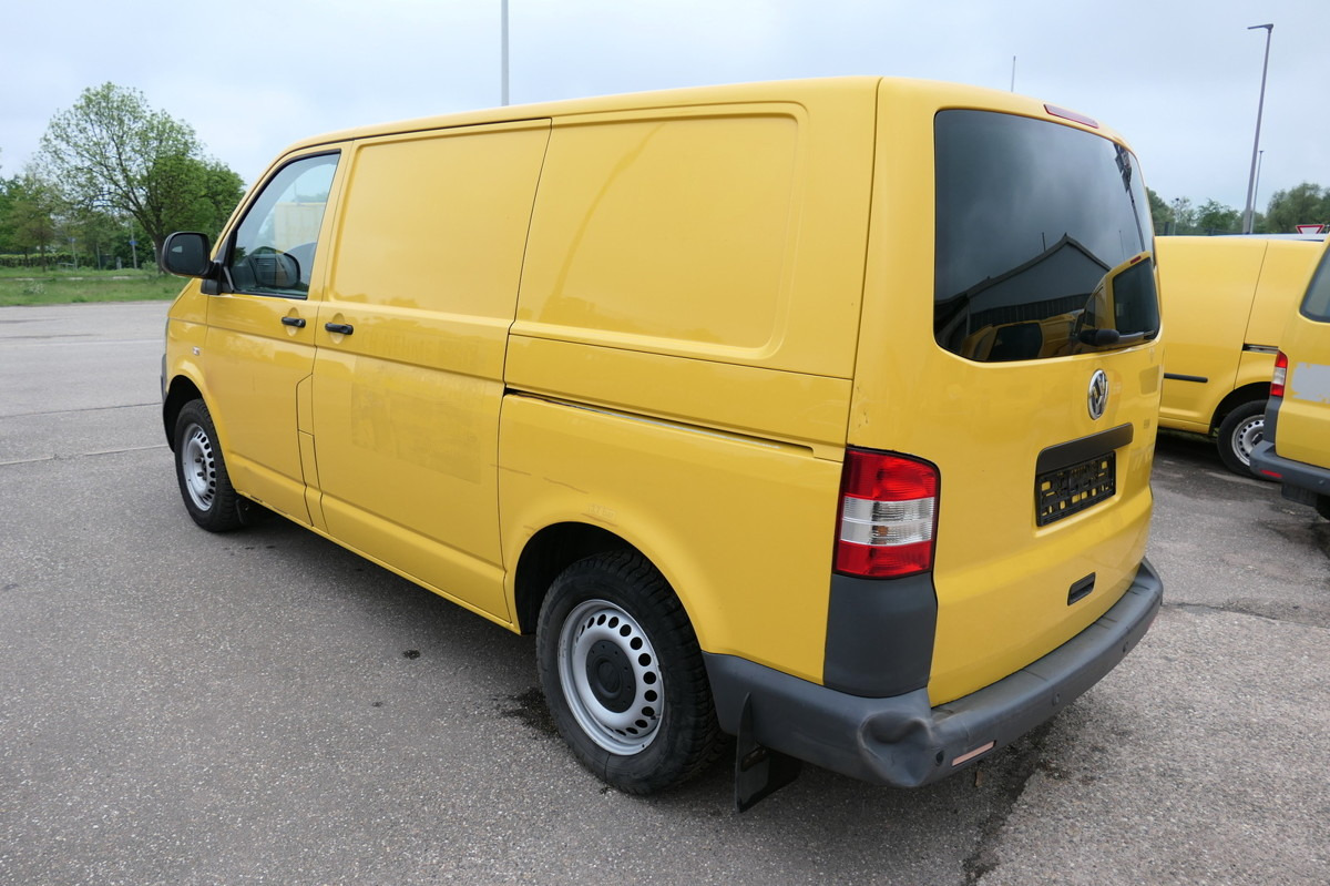 VW T5 Transporter 2.0 TDI PARKTRONIK EURO-5 2xSCHIE - فان المدمجة: صورة 5 VW T5 Transporter 2.0 TDI PARKTRONIK EURO-5 2xSCHIE - فان المدمجة: صورة 5