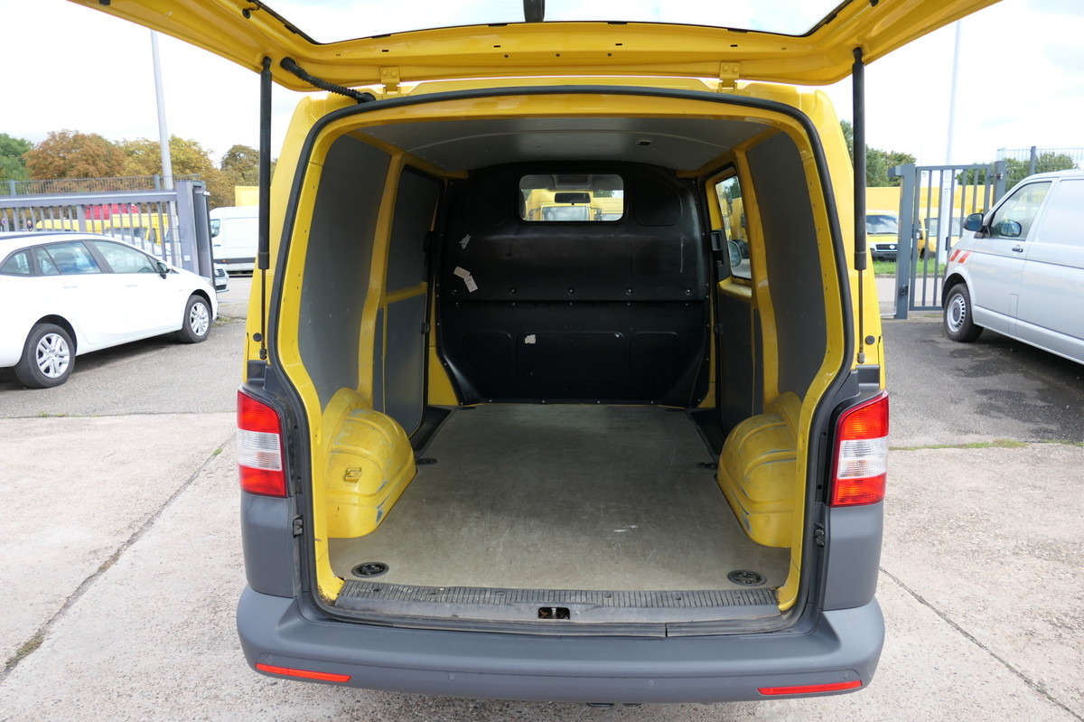 VW T5 Transporter 2.0 TDI PARKTRONIK EURO-5 2xSCHIE - فان المدمجة: صورة 5 VW T5 Transporter 2.0 TDI PARKTRONIK EURO-5 2xSCHIE - فان المدمجة: صورة 5