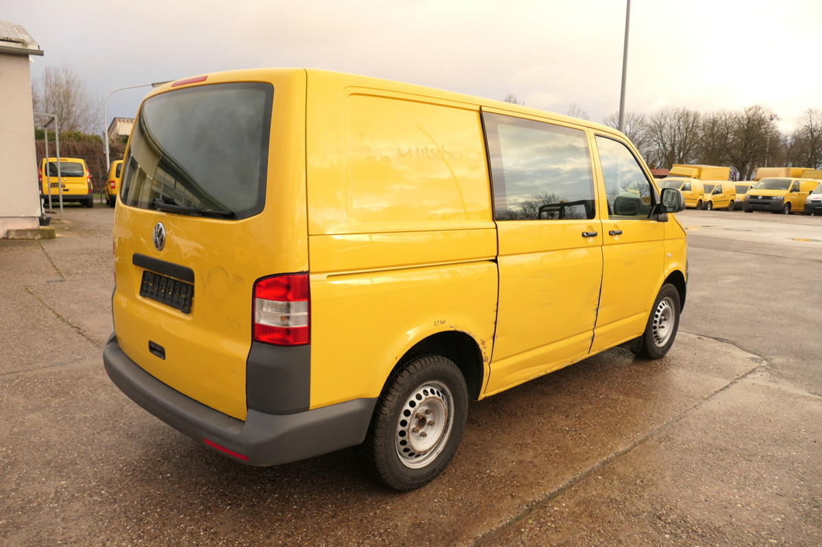 VW T5 Transporter 2.0 TDI PARKTRONIK EURO-5 2xSCHIE - فان المدمجة: صورة 4 VW T5 Transporter 2.0 TDI PARKTRONIK EURO-5 2xSCHIE - فان المدمجة: صورة 4