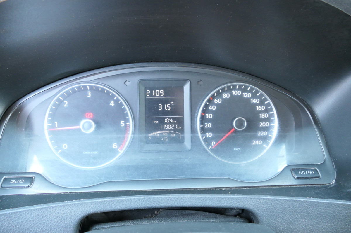 فان المدمجة VW T5 Transporter 2.0 TDI PARKTRONIK EURO-5 2xSCHIE: صورة 12