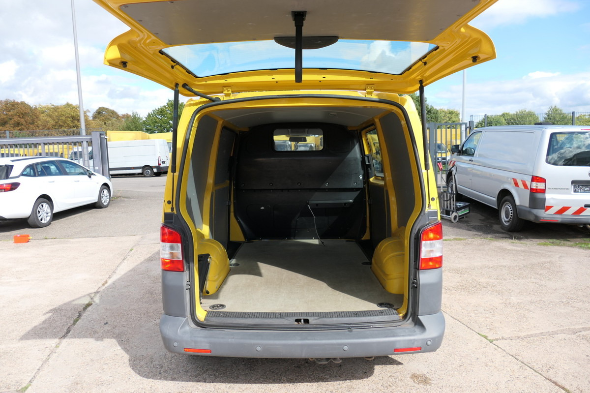 VW T5 Transporter 2.0 TDI PARKTRONIK EURO-5 2xSCHIE - فان المدمجة: صورة 5 VW T5 Transporter 2.0 TDI PARKTRONIK EURO-5 2xSCHIE - فان المدمجة: صورة 5