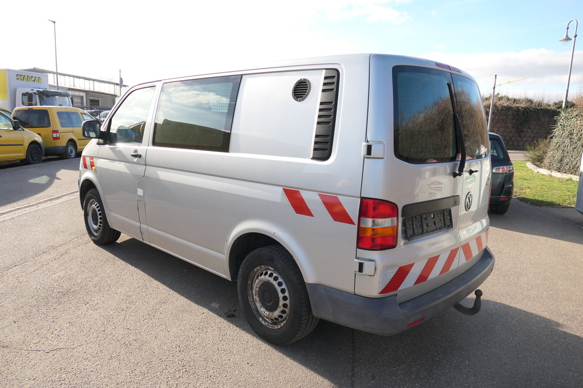 VW T5 Transporter 2.5 TDI 2-Sitzer 4Motion AHK KLIM - فان المدمجة: صورة 4 VW T5 Transporter 2.5 TDI 2-Sitzer 4Motion AHK KLIM - فان المدمجة: صورة 4