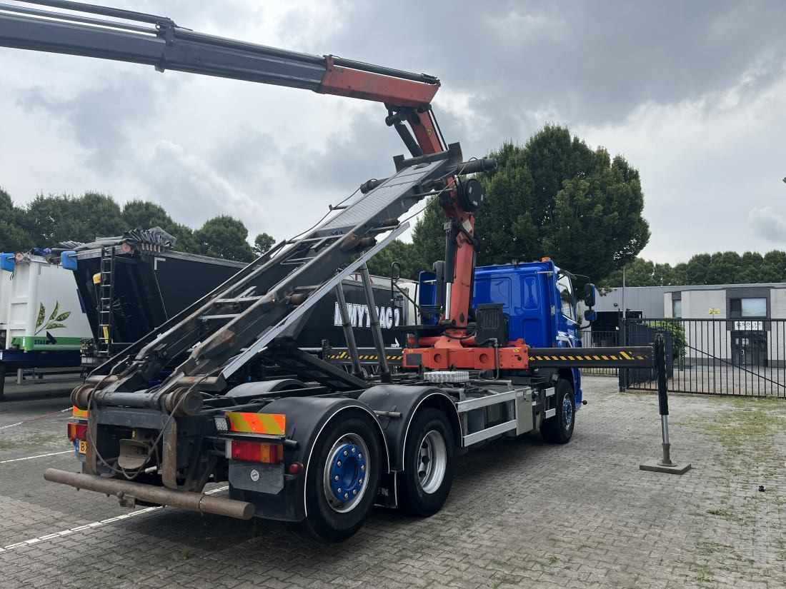 DAF CF 85.360 6x2 NCH cable system - Palfinger PK 18002 - شاحنات الحاويات / جسم علوي قابل للتغيير شاحنة, شاحنة كرين: صورة 2 DAF CF 85.360 6x2 NCH cable system - Palfinger PK 18002 - شاحنات الحاويات / جسم علوي قابل للتغيير شاحنة, شاحنة كرين: صورة 2