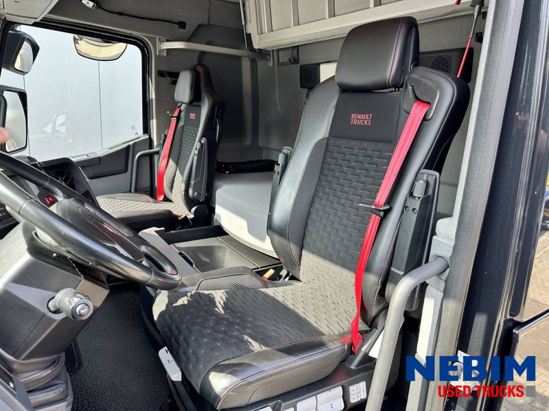 Renault T520 4x2 HIGH - NEW TACHO - TOP CONDITION - وحدة جر: صورة 3 Renault T520 4x2 HIGH - NEW TACHO - TOP CONDITION - وحدة جر: صورة 3