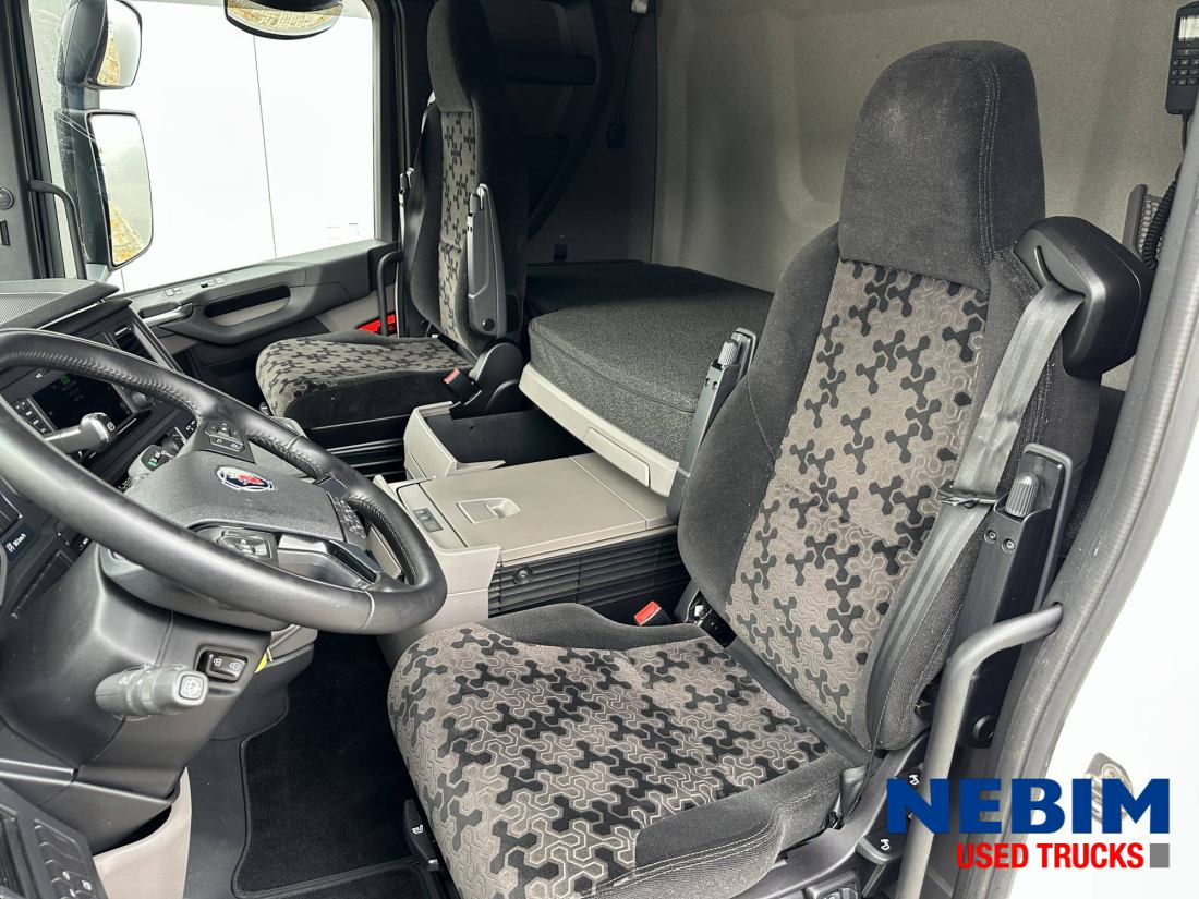 Scania S500 169.103km - Retarder - Parking Airco - Smart Tacho 2 - وحدة جر: صورة 3 Scania S500 169.103km - Retarder - Parking Airco - Smart Tacho 2 - وحدة جر: صورة 3