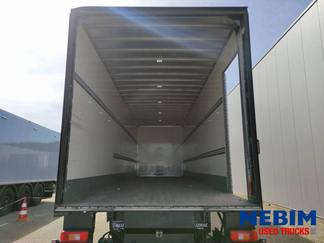 Volvo FE 280 4X2 - 214.632Km - DH 2000Kg Lift - شاحنة مقفلة: صورة 3 Volvo FE 280 4X2 - 214.632Km - DH 2000Kg Lift - شاحنة مقفلة: صورة 3