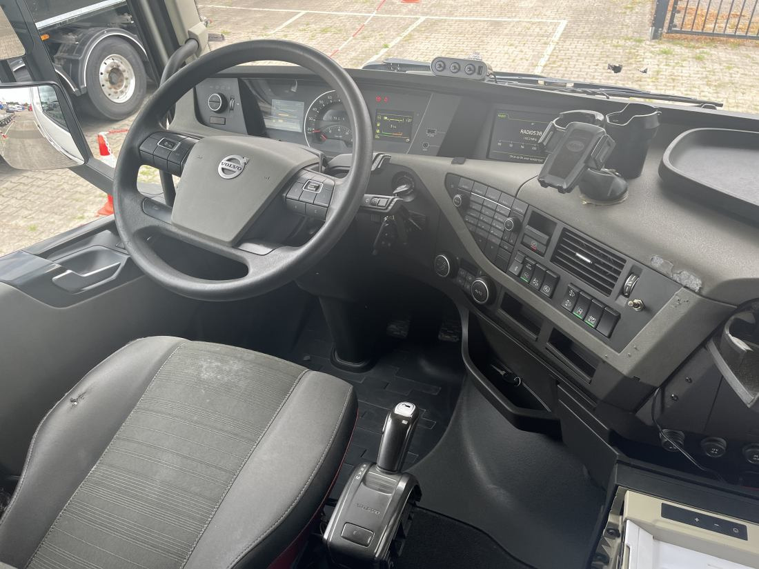 Volvo FH 460 4X2 Globetrotter - 604.000 Km. ADR - وحدة جر: صورة 4 Volvo FH 460 4X2 Globetrotter - 604.000 Km. ADR - وحدة جر: صورة 4