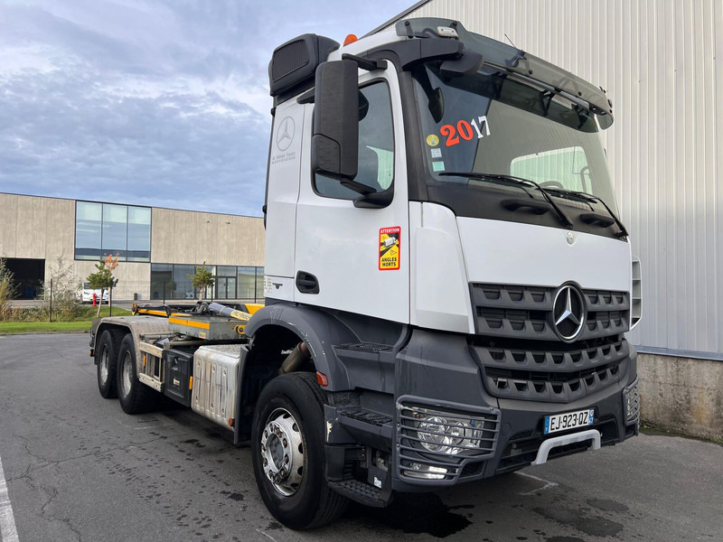 Mercedes-Benz Arocs 2645 - شاحنة ذات خطاف: صورة 3 Mercedes-Benz Arocs 2645 - شاحنة ذات خطاف: صورة 3