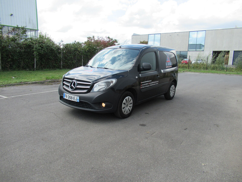 Mercedes-Benz Citan 111 - فان: صورة 1 Mercedes-Benz Citan 111 - فان: صورة 1