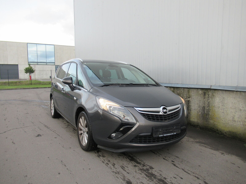 Opel Zafira Touren - سيارة: صورة 2 Opel Zafira Touren - سيارة: صورة 2