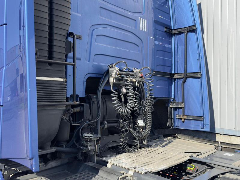 وحدة جر Volvo FH 500: صورة 16