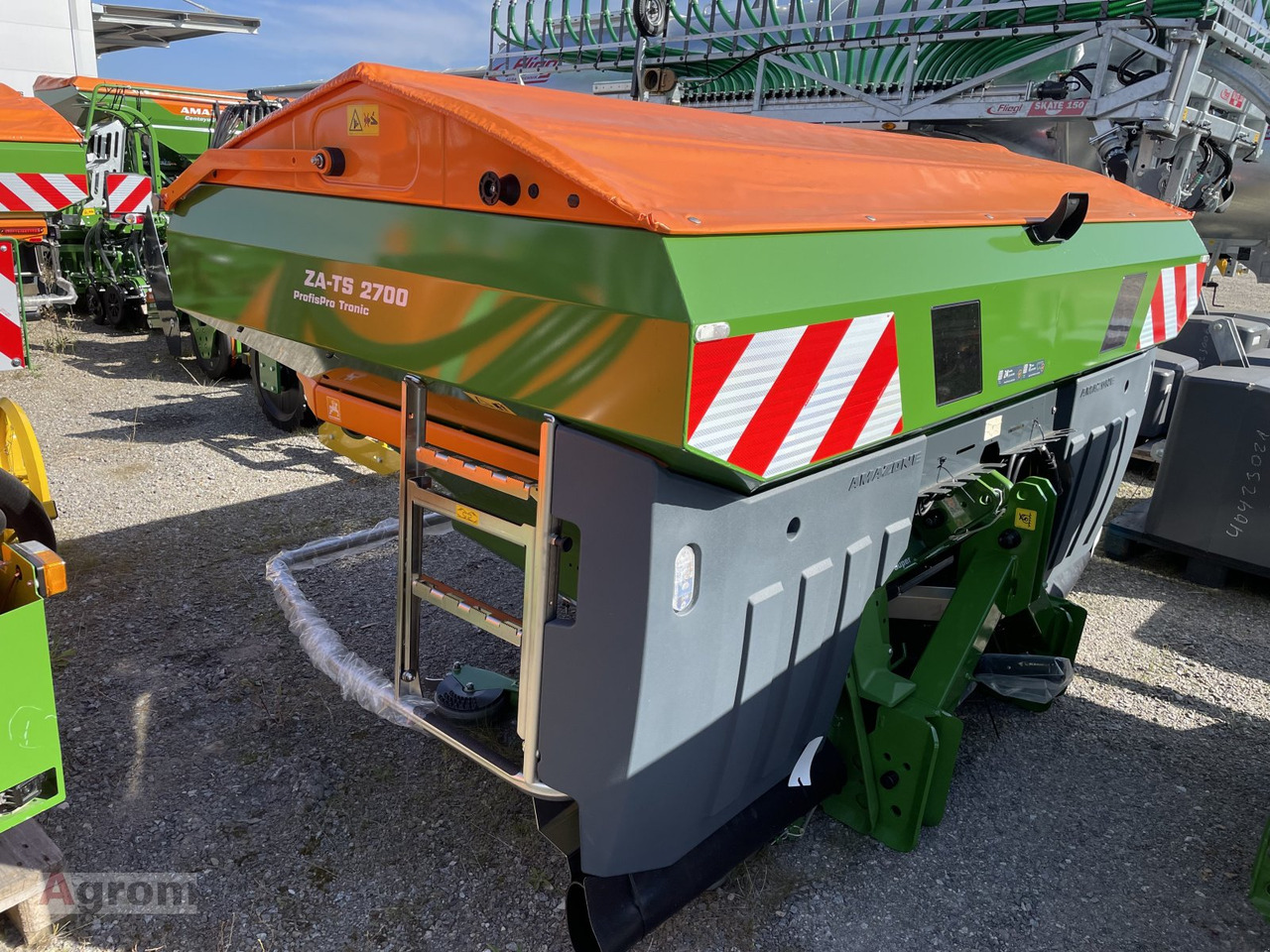 Amazone ZA-TS 2700 ProfisPro Tronic - آلة رش السماد: صورة 1 Amazone ZA-TS 2700 ProfisPro Tronic - آلة رش السماد: صورة 1