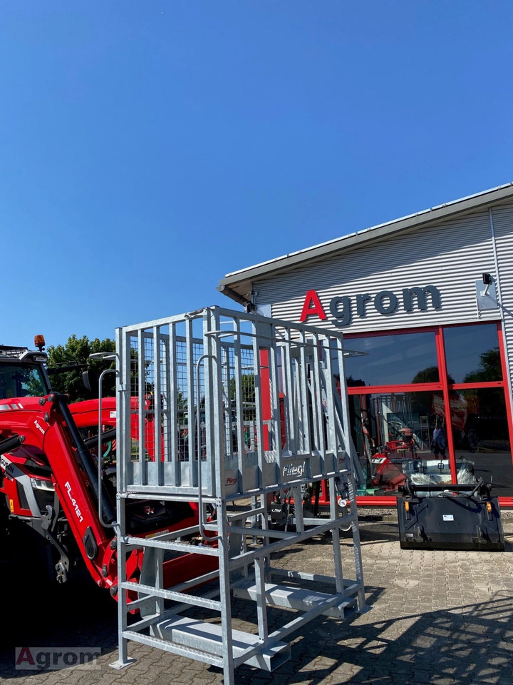 Fliegl Arbeitsbühne - ملحق: صورة 1 Fliegl Arbeitsbühne - ملحق: صورة 1