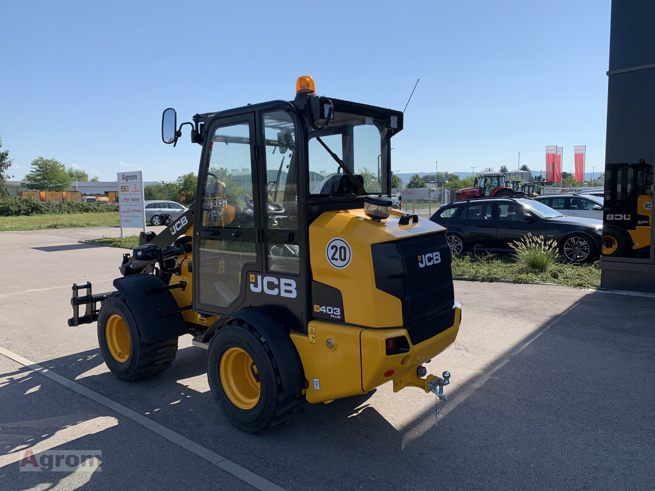 JCB 403 Plus - لودر مفصلي صغير: صورة 3 JCB 403 Plus - لودر مفصلي صغير: صورة 3