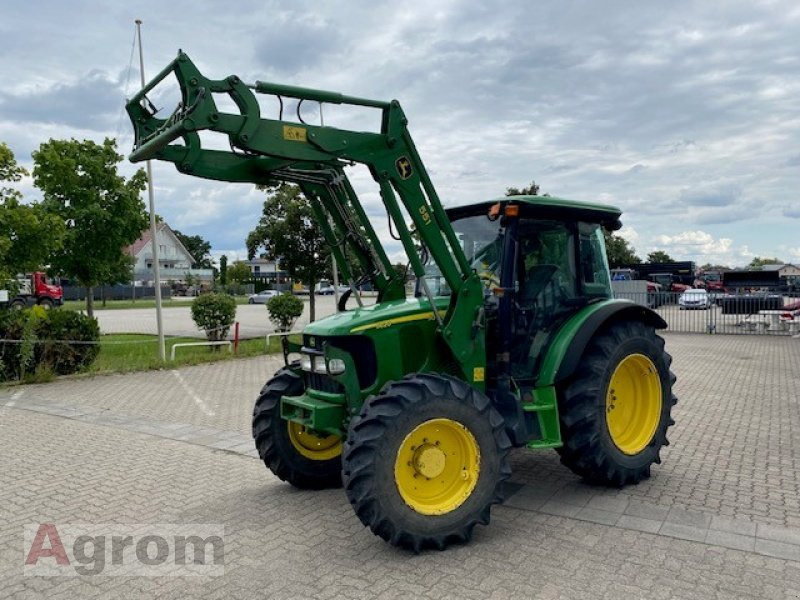 John Deere 5620 Premium - جرار: صورة 4 John Deere 5620 Premium - جرار: صورة 4