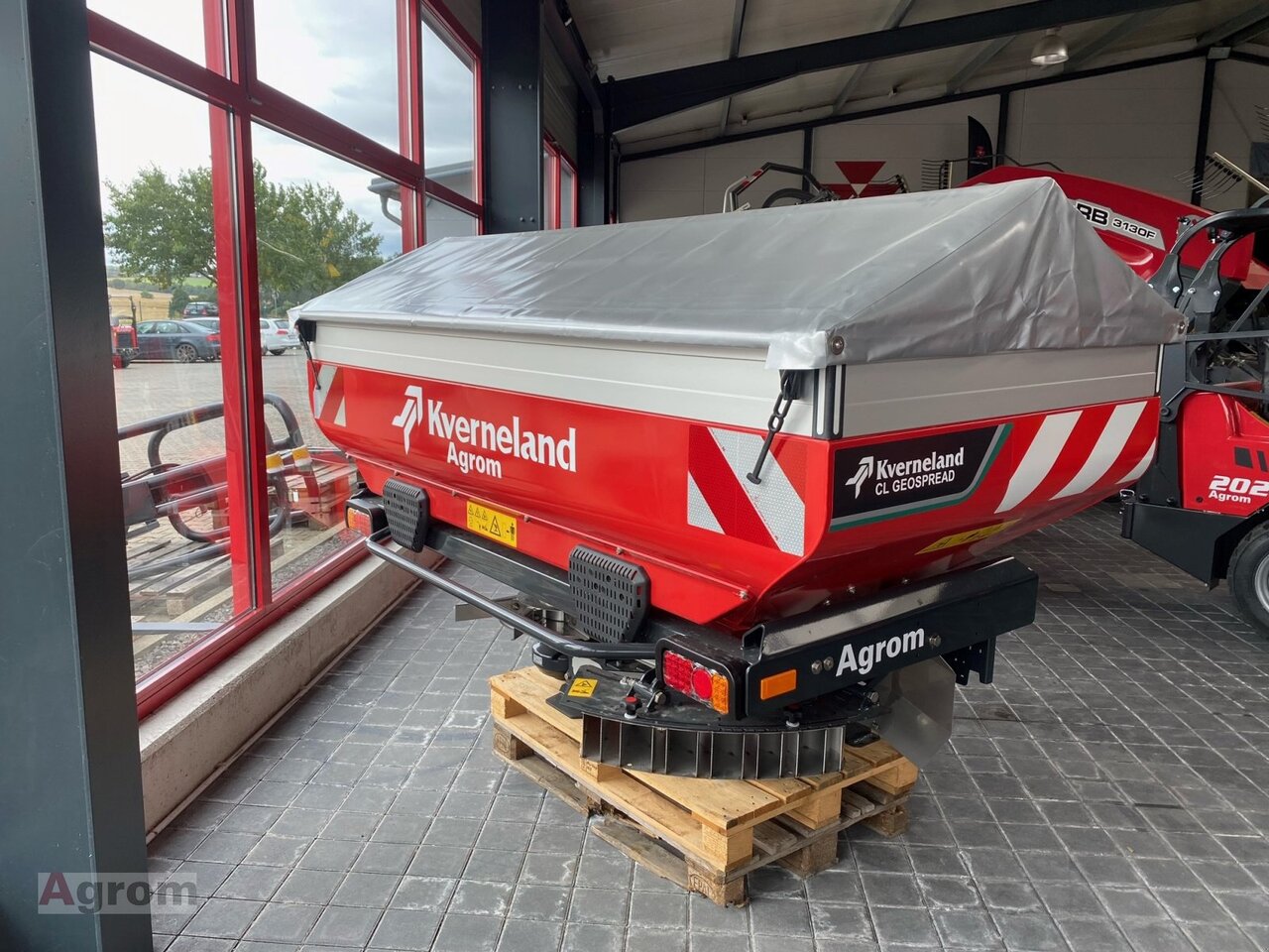 Kverneland Exacta-CL GEOSPREAD 1300 G2 - آلة رش السماد: صورة 1 Kverneland Exacta-CL GEOSPREAD 1300 G2 - آلة رش السماد: صورة 1