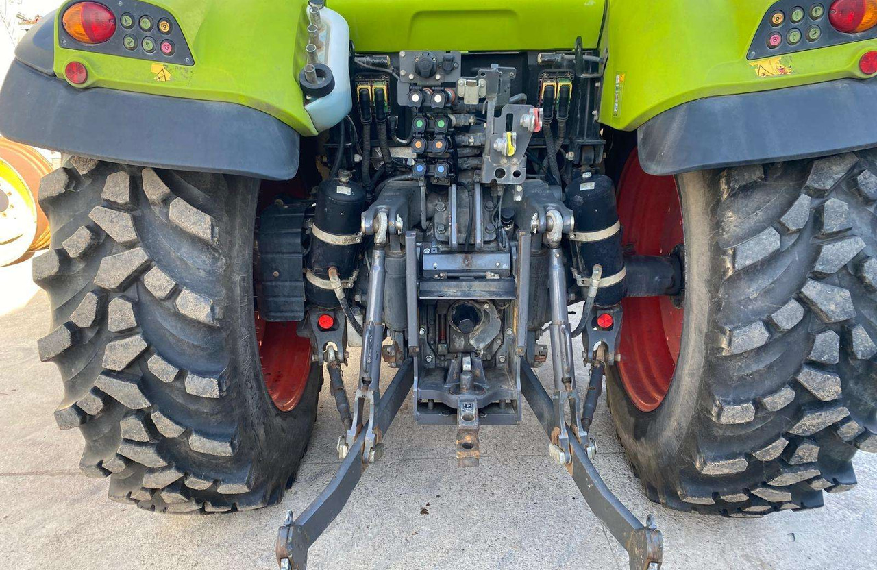 Claas Arion 440 su Claaas front.kr. - جرار: صورة 3 Claas Arion 440 su Claaas front.kr. - جرار: صورة 3