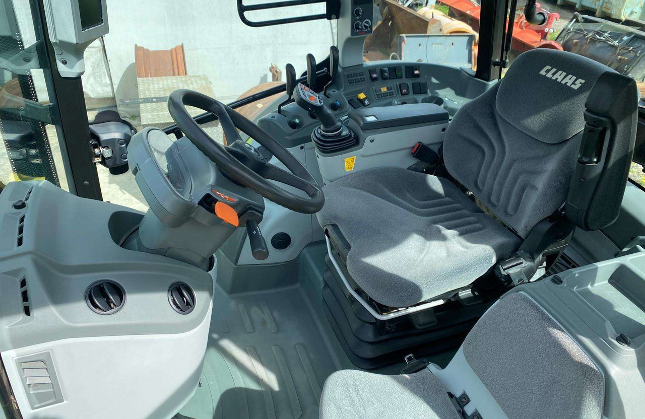 Claas Arion 440 su Claaas front.kr. - جرار: صورة 5 Claas Arion 440 su Claaas front.kr. - جرار: صورة 5