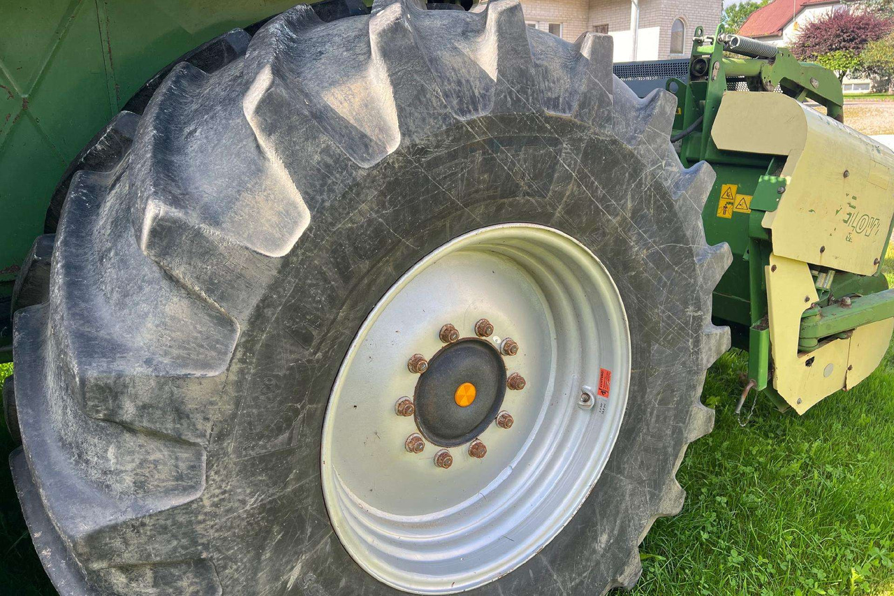 Krone BIG X650 - حصادة الأعلاف: صورة 5 Krone BIG X650 - حصادة الأعلاف: صورة 5