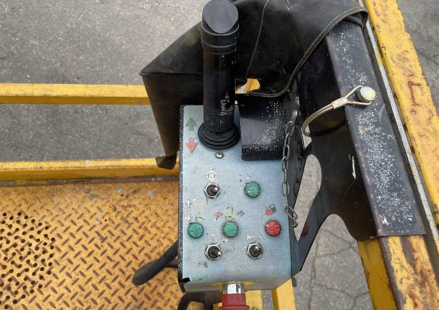 HAULOTTE COMPACT 12 RTE Batterie NUOVE - رافعة هيدروليكية مقصية: صورة 4 HAULOTTE COMPACT 12 RTE Batterie NUOVE - رافعة هيدروليكية مقصية: صورة 4