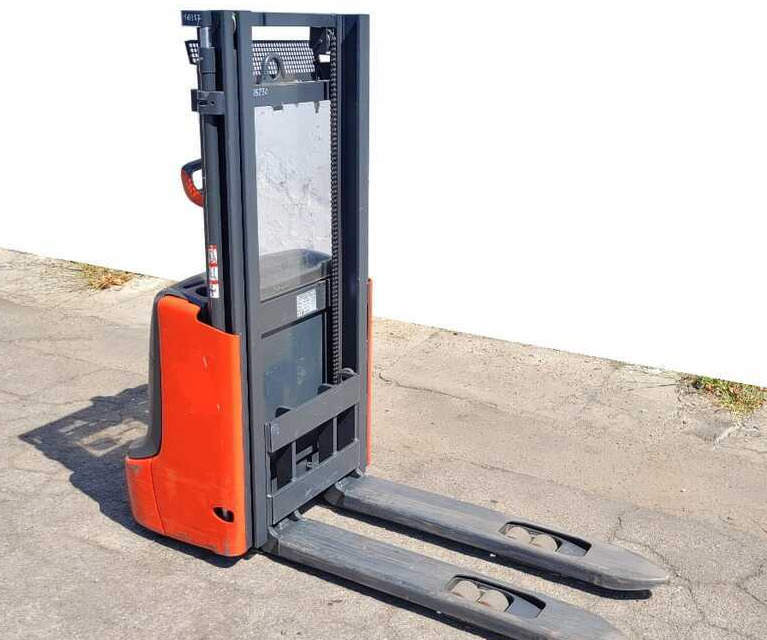 Linde L 10 (600 ore lavoro) - آلة التكديس: صورة 3 Linde L 10 (600 ore lavoro) - آلة التكديس: صورة 3