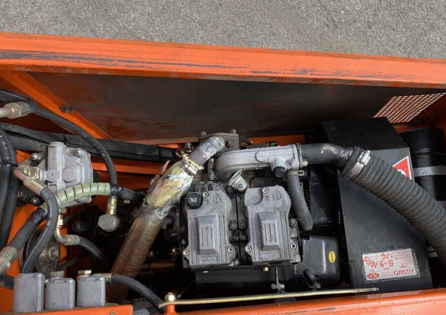 RCM T 9000 TD/1 - كناسة المناطق الصناعية: صورة 1 RCM T 9000 TD/1 - كناسة المناطق الصناعية: صورة 1