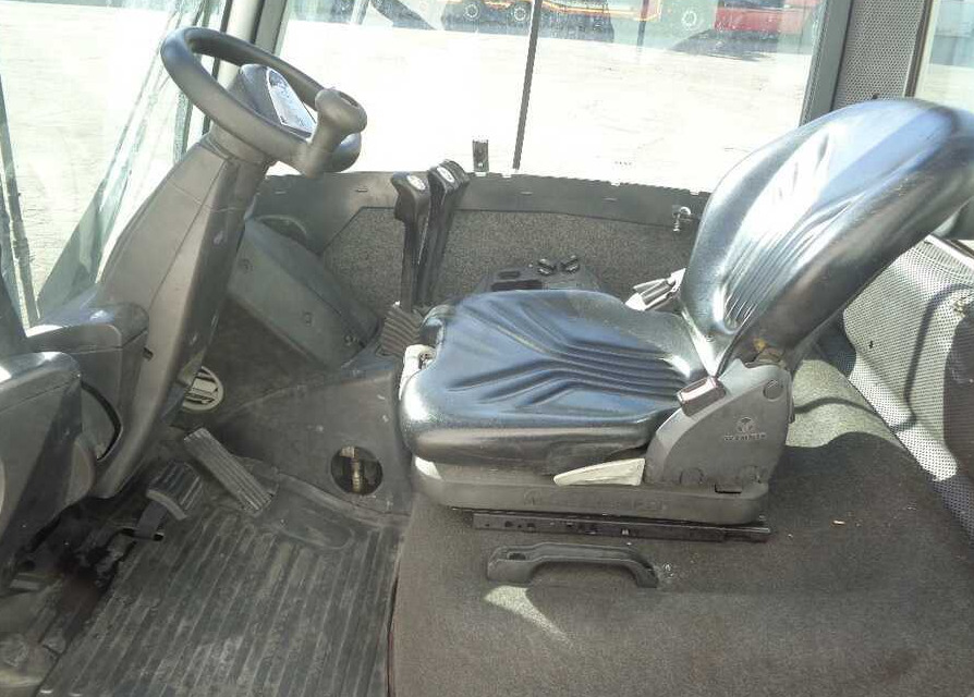 Still RX 70-25 (motore traz. nuovo) - رافعة شوكية ديزل: صورة 3 Still RX 70-25 (motore traz. nuovo) - رافعة شوكية ديزل: صورة 3