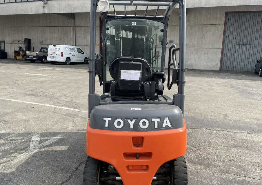 Toyota 8 FBM 16T - رافعة شوكية كهربائية: صورة 3 Toyota 8 FBM 16T - رافعة شوكية كهربائية: صورة 3