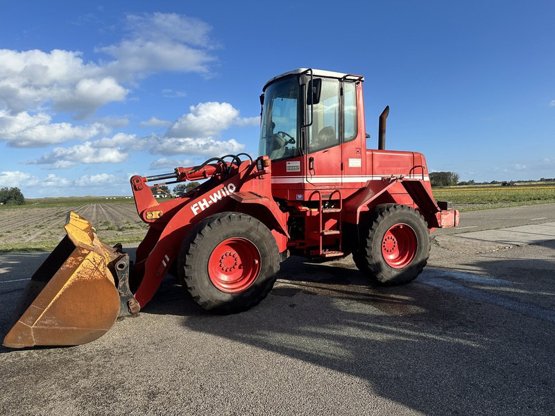 FIAT-HITACHI FH-W110 - اللودر بعجل: صورة 1 FIAT-HITACHI FH-W110 - اللودر بعجل: صورة 1